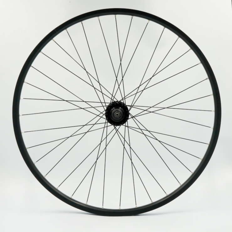 Roue 27,5" AV, jante alu double paroi noire, disc 6 trous, QR10