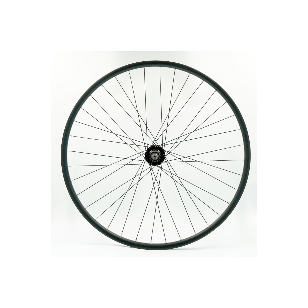 Roue 700VTC ARR k7, jante alu double paroi noire, disc 6t, QR10