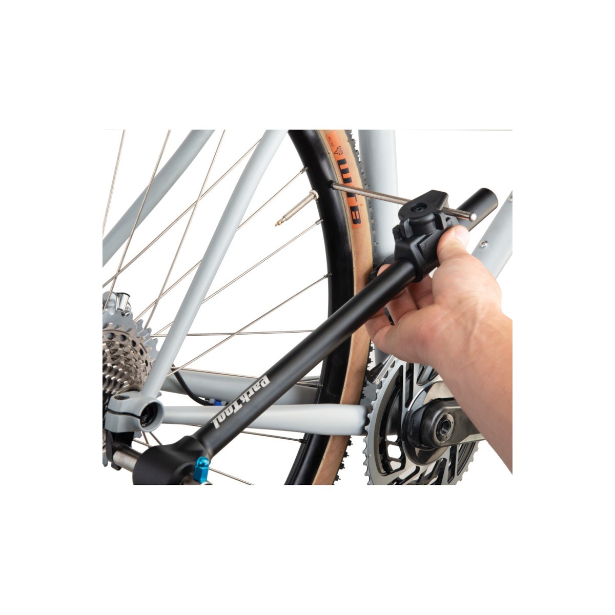 Outil pour alignement patte dérailleur